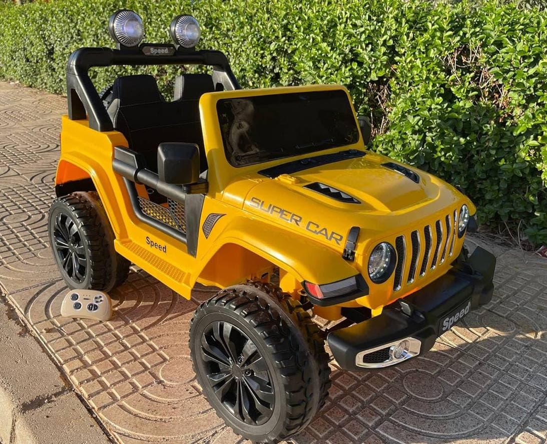 Jeep (amarelo), vista 2