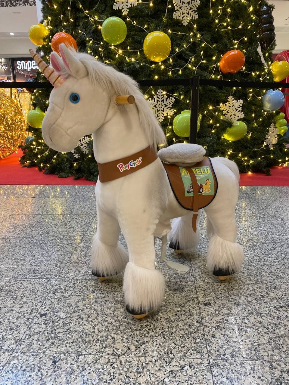 Unicorn pony (white), view 4